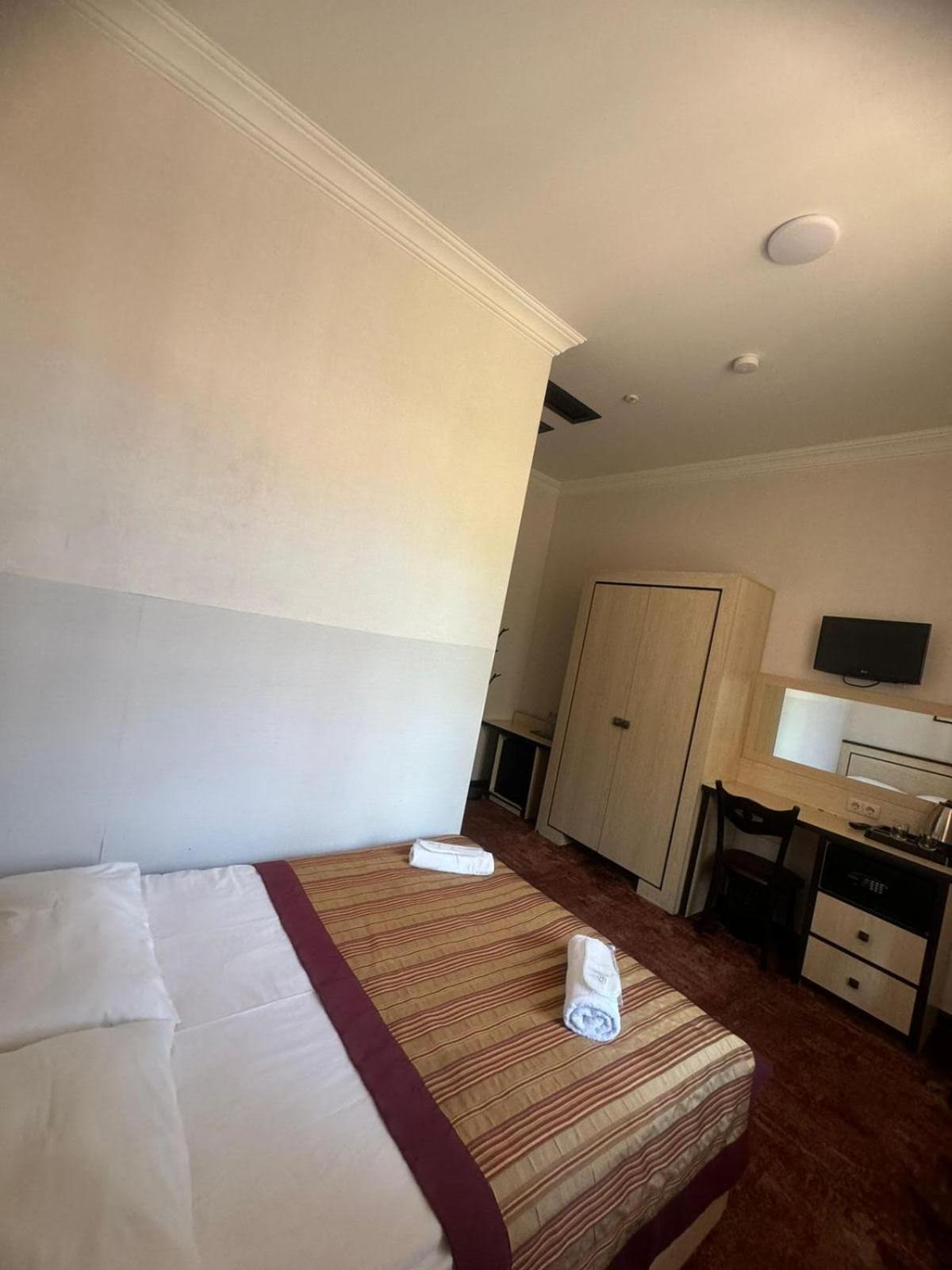Hotel Beka Palace Tbilisi Ngoại thất bức ảnh
