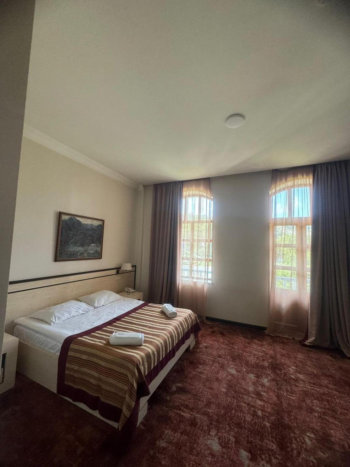 Hotel Beka Palace Tbilisi Ngoại thất bức ảnh