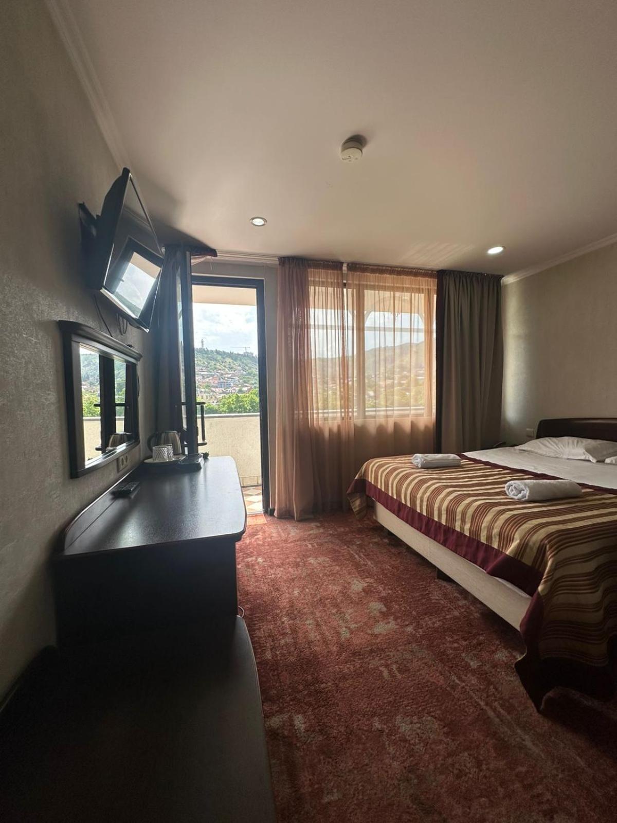 Hotel Beka Palace Tbilisi Ngoại thất bức ảnh